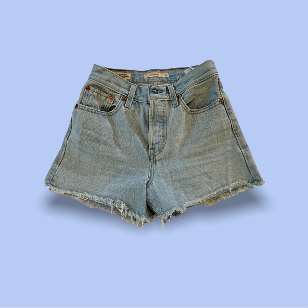 Levi’s Denim Shorts Light Wash | High Waisted